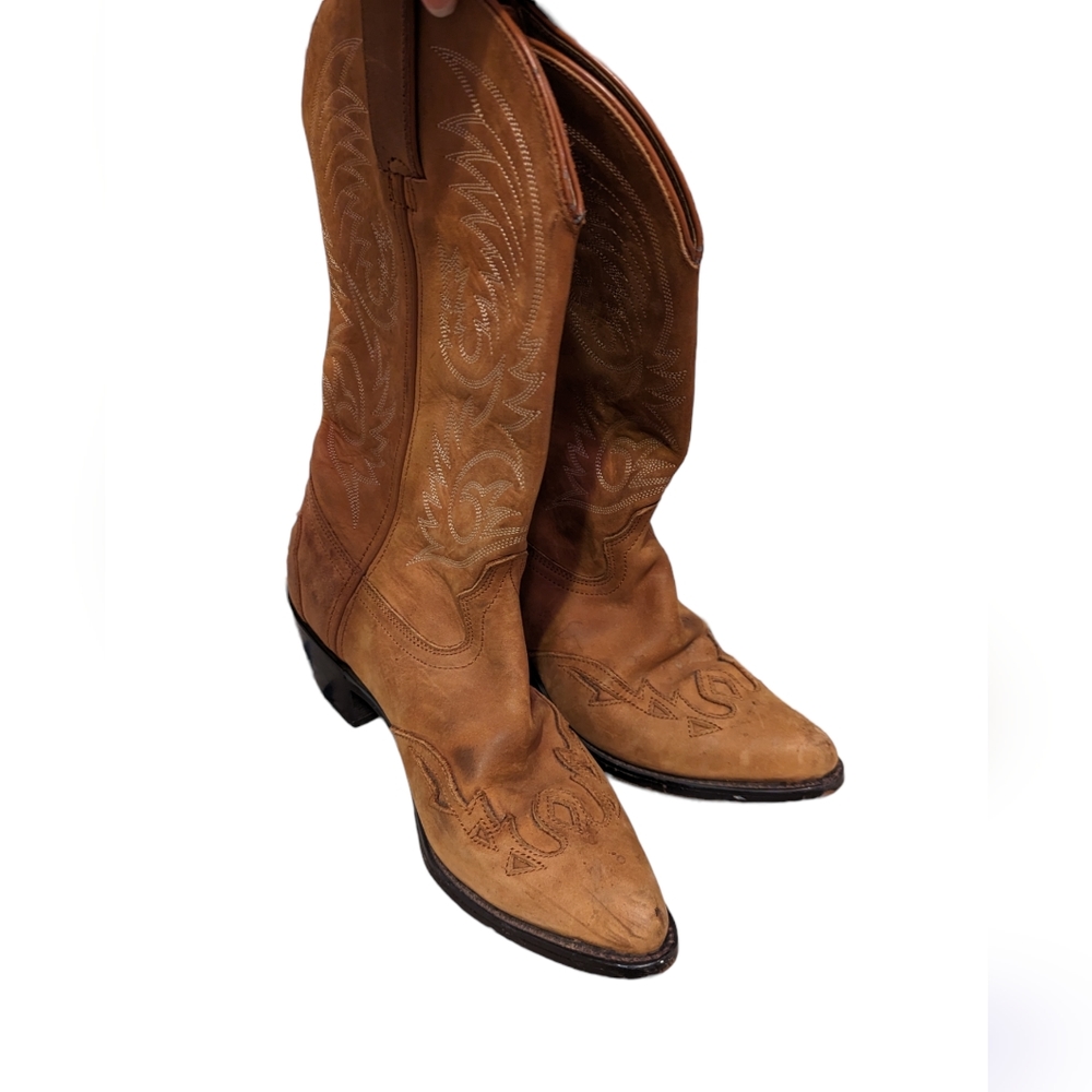 Durango size 8M women's cowboy boots